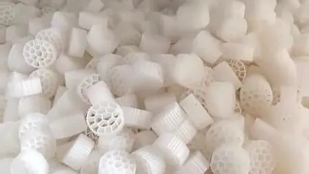 Meios de filtro plásticos Mbbr do material K1 K3 K5 da água da piscicultura da aquicultura